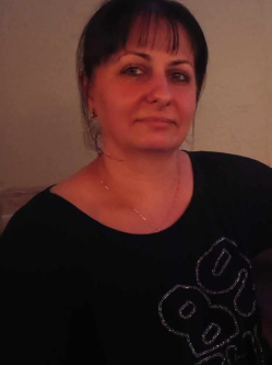 Anett, 45 �ves t�rskeres� n�, H�dmez�v�s�rhely