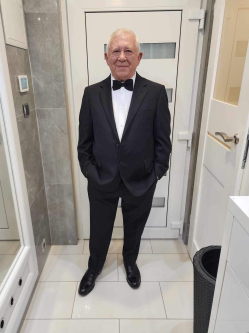 Istvan, 74 �ves t�rskeres� f�rfi, �szak-Amerika (USA)