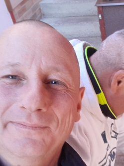 Zsolt, 48 �ves t�rskeres� f�rfi, Kar�csond