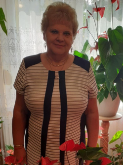 Marcsi, 59 �ves t�rskeres� n�, Szentes