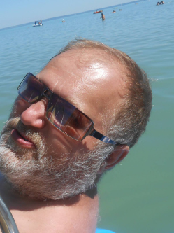 istvan, 66 �ves t�rskeres� f�rfi, Szanda