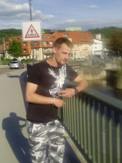 Kriszti�n, 34 �ves t�rskeres� f�rfi, Rakamaz