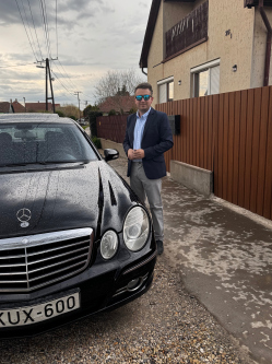 R�bert, 25 �ves t�rskeres� f�rfi, Szeghalom