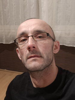Janos, 46 �ves t�rskeres� f�rfi, Beretty��jfalu