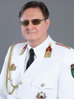 Ferenc, 66 �ves t�rskeres� f�rfi, Szeged