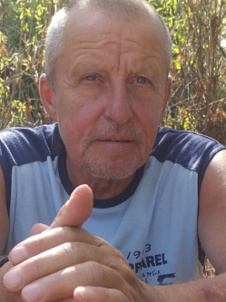 Gyula, 67 �ves t�rskeres� f�rfi, Cserkesz�l�