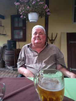 Ferenc, 72 �ves t�rskeres� f�rfi, Isaszeg