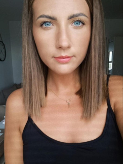 Anna, 34 �ves t�rskeres� n�, B�k�scsaba