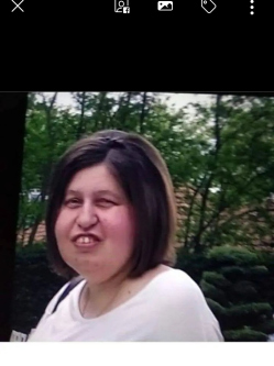 Rita, 38 �ves t�rskeres� n�, Z�hony