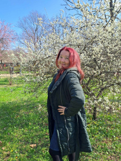 Judit, 64 �ves gy�ngy�si t�rskeres� n�