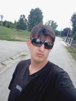 Peti, 21 éves társkereső férfi, Mezőkövesd