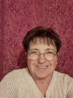 Erzs�bet, 73 �ves szabadsz�ll�si t�rskeres� n�