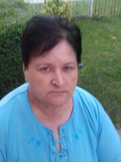 Erzs�bet, 63 �ves t�rskeres� n�, Zirc