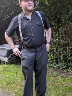 Benj�min, 49 �ves t�rskeres� f�rfi, Gy�r