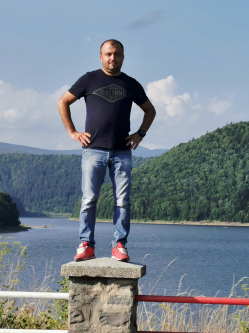 Imre, 41 �ves t�rskeres� f�rfi, Orgov�ny