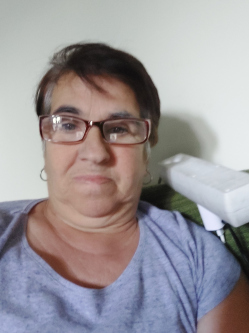 �va, 64 �ves ep�li t�rskeres� n�