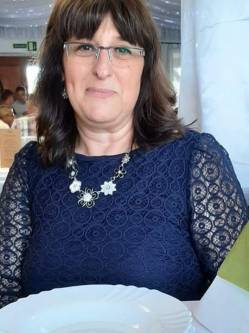 Szilvia, 55 �ves t�rskeres� n�, Magl�d