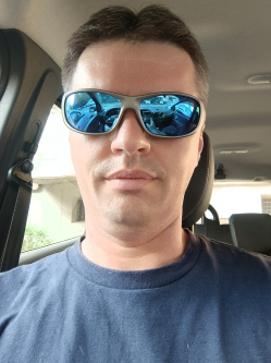 Attila, 43 �ves t�rskeres� f�rfi, Debrecen
