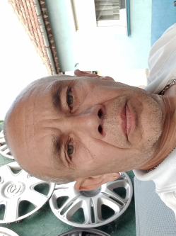 Gy�rgy, 54 �ves t�rskeres� f�rfi, M�lyk�t