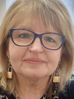�va, 66 �ves t�rskeres� n�, T�rnok