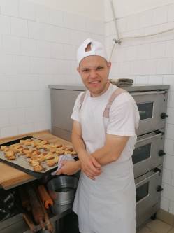 Zoli, 38 �ves t�rskeres� f�rfi, Nagyhegyes