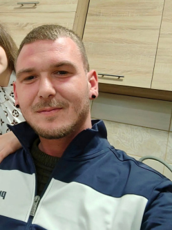�rpi, 27 �ves t�rskeres� f�rfi, Dunavars�ny