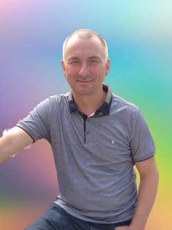 Mih�ly, 58 �ves z�k�nysz�ki t�rskeres� f�rfi