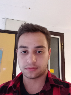 Herold, 24 �ves t�rskeres� f�rfi, Baja
