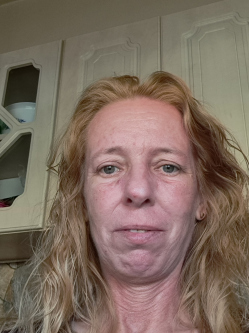 S�ra, 51 �ves t�rskeres� n�, Kecskem�t