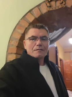 S�ndor, 51 �ves zalakarosi t�rskeres� f�rfi