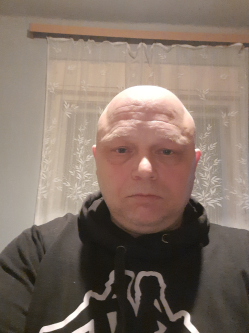 Ferenc, 50 �ves t�rskeres� f�rfi, �cs
