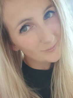 Kl�ra, 35 �ves t�rskeres� n�, Debrecen