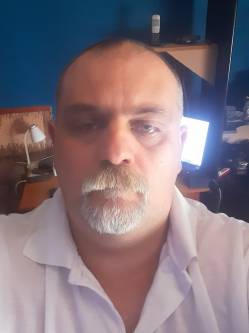 B�la, 49 �ves t�rskeres� f�rfi, J�szboldogh�za