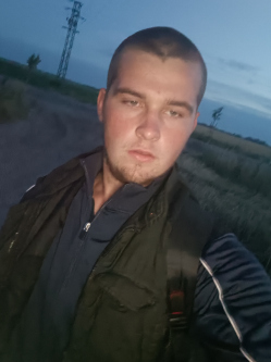 Patrik, 22 �ves t�rskeres� f�rfi, Esztergom