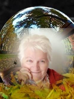 M�ria, 79 �ves t�rskeres� n�, Duna�jv�ros