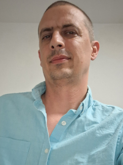 Tibor, 42 �ves t�rskeres� f�rfi, Veszpr�m