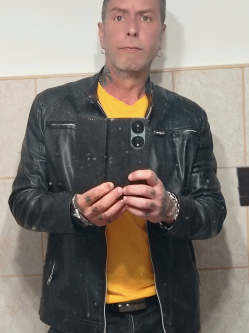 L�szl�, 46 �ves t�rskeres� f�rfi, Miskolc