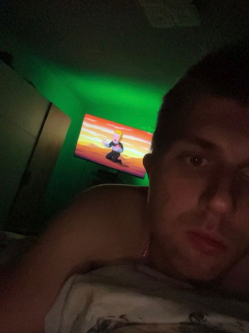 Lack�, 20 �ves t�rskeres� f�rfi, Gyarmat