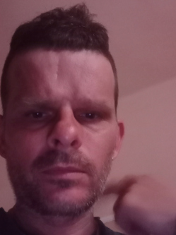 Zoli, 43 éves társkereső férfi, Gyomaendrőd