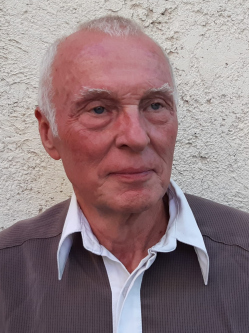 Tam�s, 78 �ves t�rskeres� f�rfi, Tata