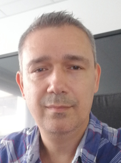 Tibi, 46 �ves t�rskeres� f�rfi, Albertirsa