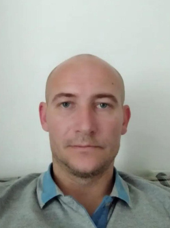 D�niel, 41 �ves kecskem�ti t�rskeres� f�rfi