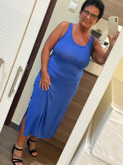 Hetti, 64 �ves t�rskeres� n�, Budapest