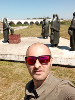 Roland, 44 �ves t�rskeres� f�rfi, Debrecen