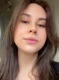 Gizella, 21 �ves t�rskeres� n�, Budapest
