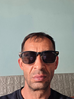 Pisti, 49 �ves kisasszondi t�rskeres� f�rfi