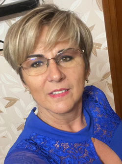 Judit, 49 �ves t�rskeres� n�, Dunavecse