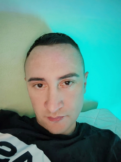 Roland, 35 �ves t�rskeres� f�rfi, Miskolc