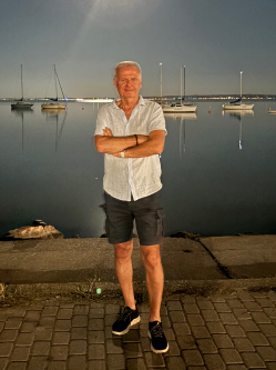 Alex, 67 �ves t�rskeres� f�rfi, Biatorb�gy