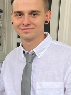 Marko, 29 �ves t�rskeres� f�rfi, St�jerorsz�g